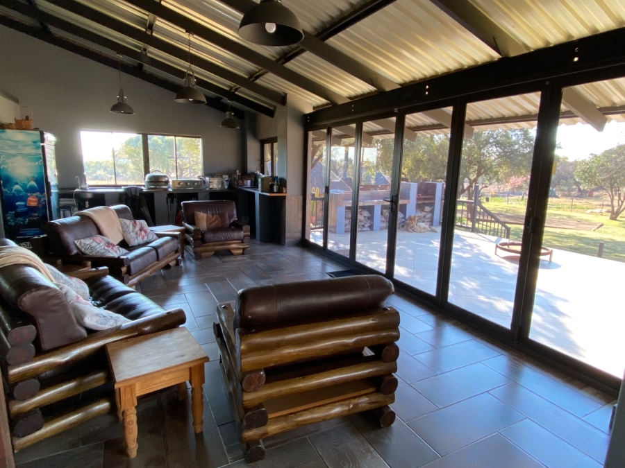 5 Bedroom Property for Sale in Koster North West